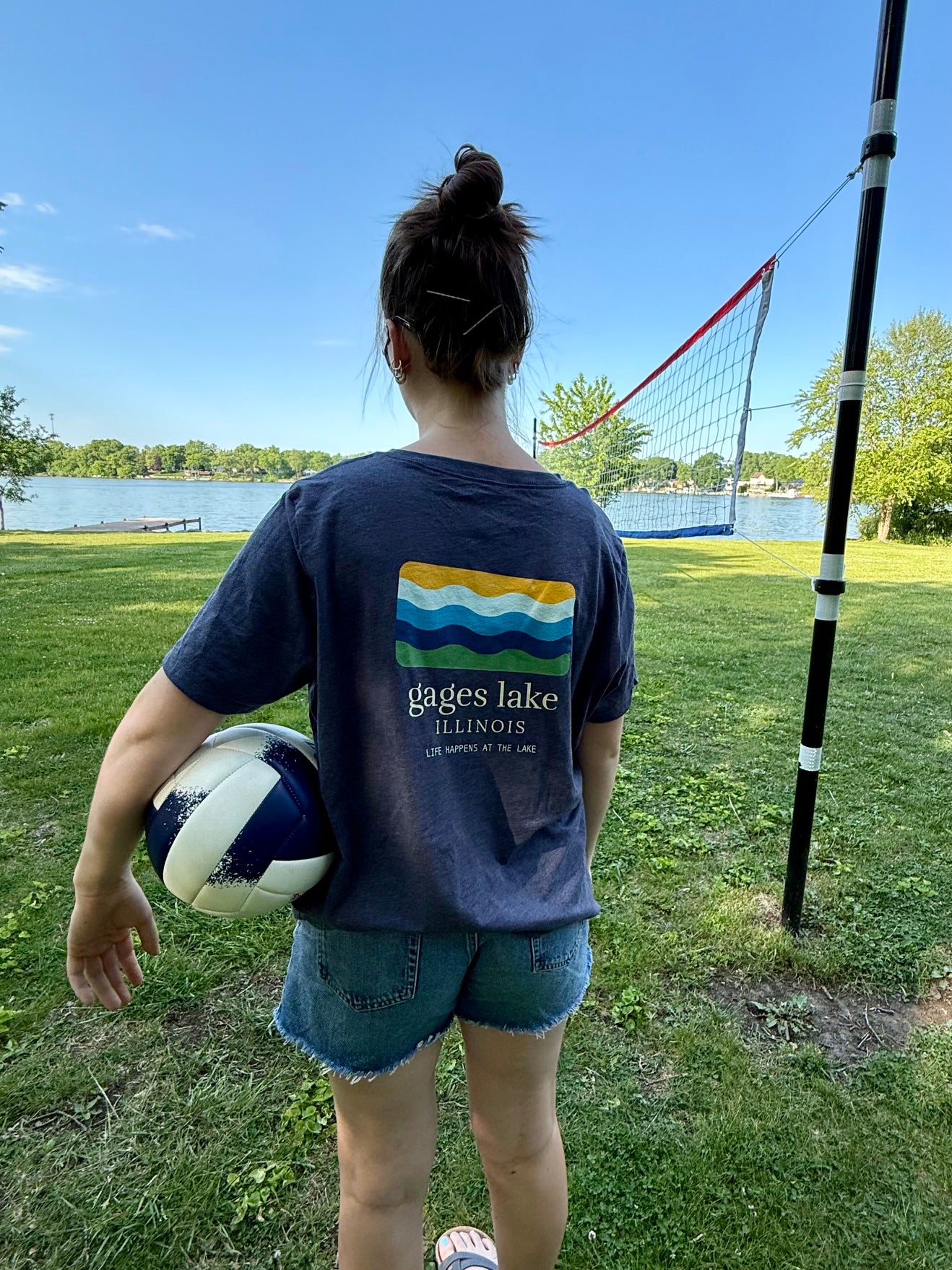 Gages Lake Shore Tee